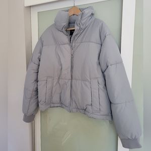 Forever 21 Seal Gray/Blue Cropped Puffer Jacket Size Large